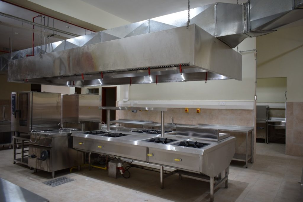 commercial kitchen for lease