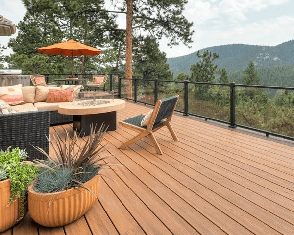 outdoor composite decking
